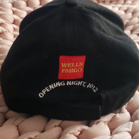 Hat - Picture 2 of 4